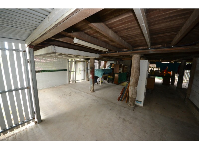 196 North St, West Rockhampton QLD 4700