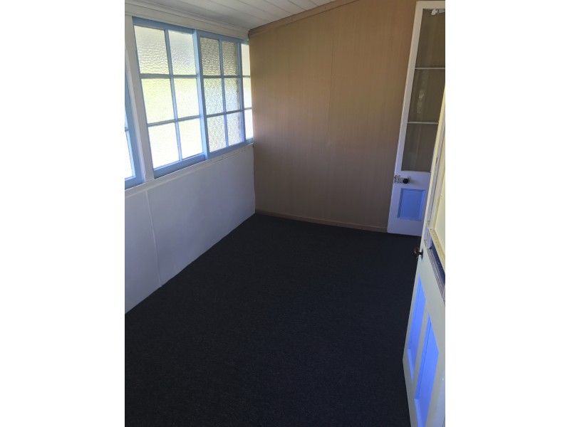 26 Central St, Mount Morgan QLD 4714