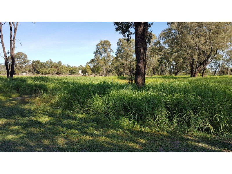 32 Pink Lily Rd, Pink Lily QLD 4702