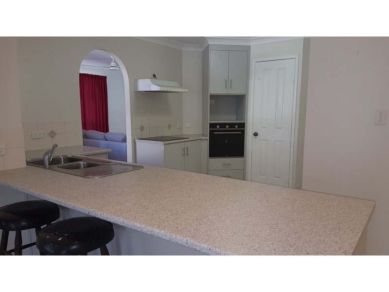 111 Morgan Street, Mount Morgan QLD 4714