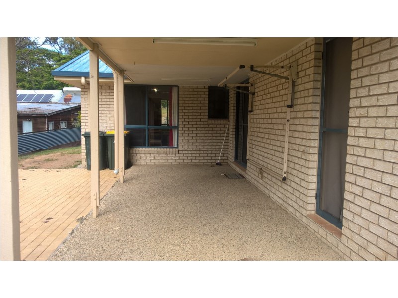 111 Morgan St, Mount Morgan QLD 4714