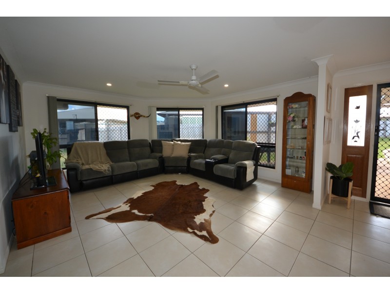 95 Abby Dr, Gracemere QLD 4702