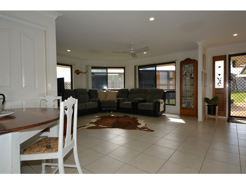 95 Abby Dr, Gracemere QLD 4702