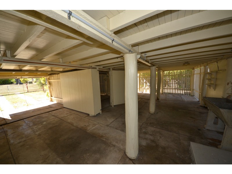 276 Dunbar St, Koongal QLD 4701