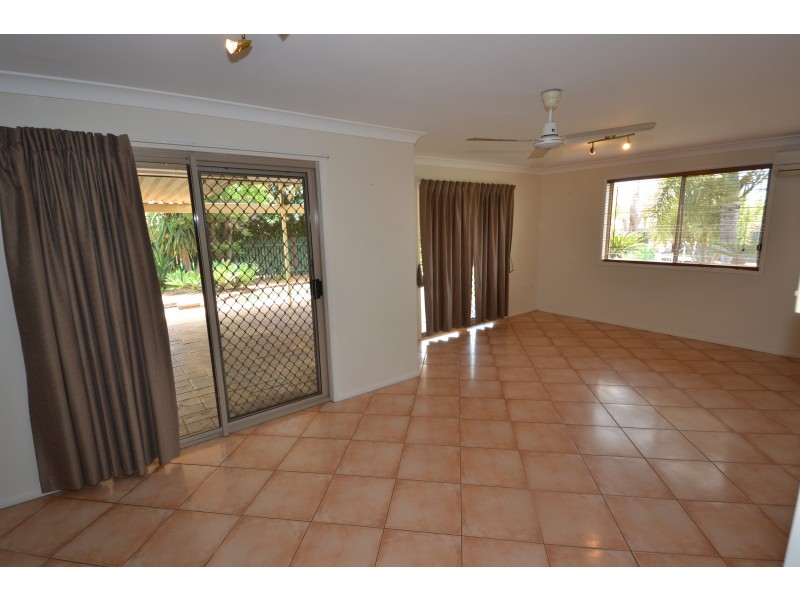 26 Hutchings Street, Gracemere QLD 4702