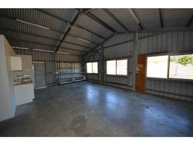 159 Somerset Rd, Gracemere QLD 4702