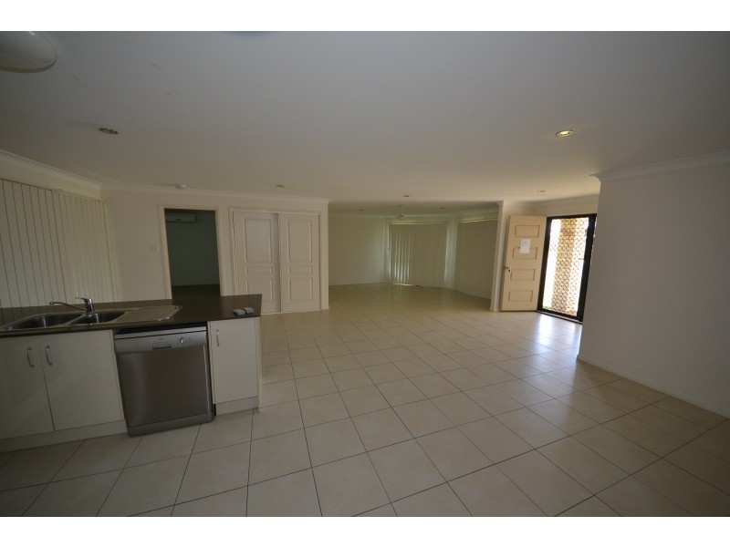 26 Audrey Dr, Gracemere QLD 4702