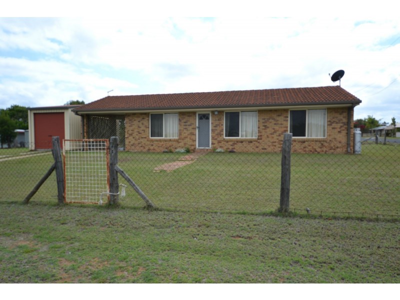3 Mark Street, Gracemere QLD 4702