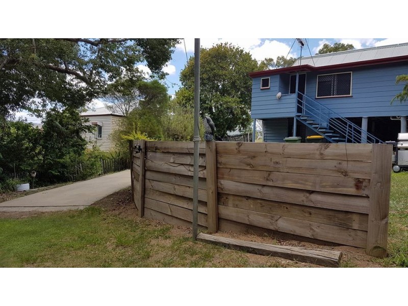 36 Gordon Street, Mount Morgan QLD 4714