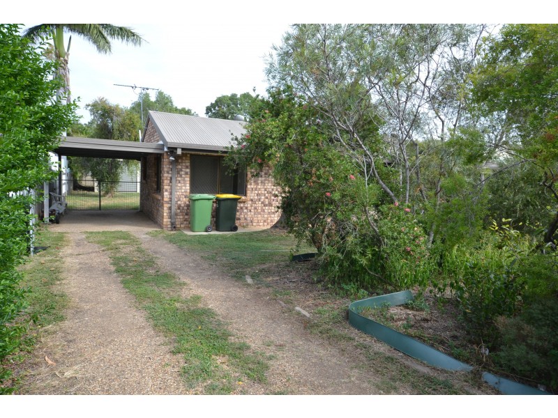 12 Deakin Close, Gracemere QLD 4702