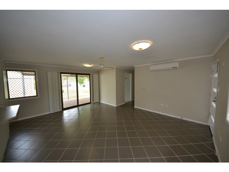 12 Deakin Close, Gracemere QLD 4702