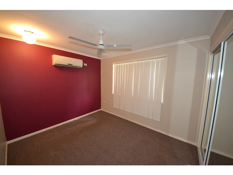 12 Deakin Close, Gracemere QLD 4702