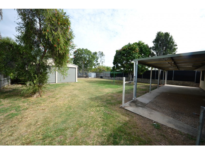12 Deakin Close, Gracemere QLD 4702