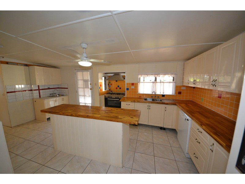 38 Margaret St, Duaringa QLD 4712