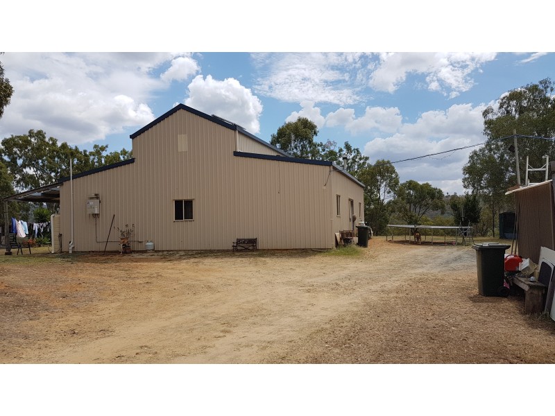 4 Flemington Lane, Horse Creek QLD 4714