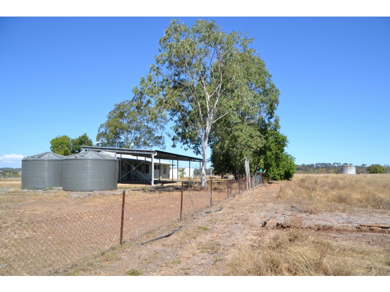 45 Smith Rd, Stanwell QLD 4702