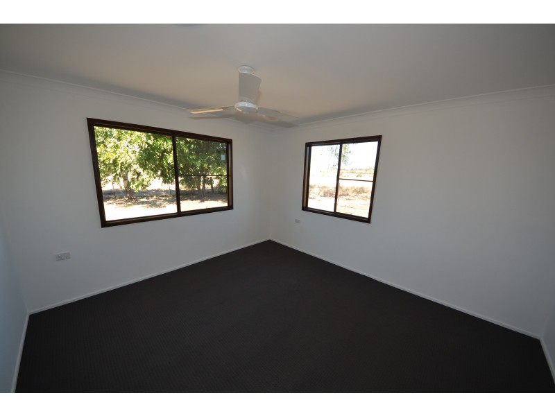 45 Smith Rd, Stanwell QLD 4702