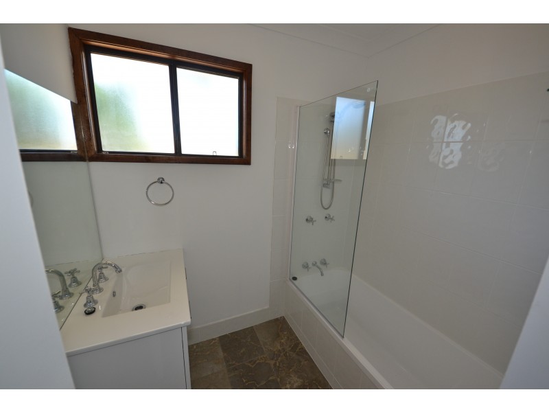 45 Smith Rd, Stanwell QLD 4702