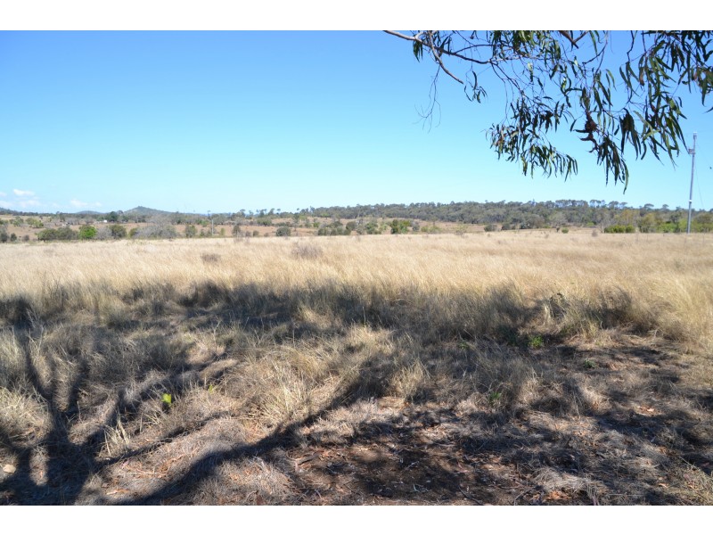 45 Smith Rd, Stanwell QLD 4702