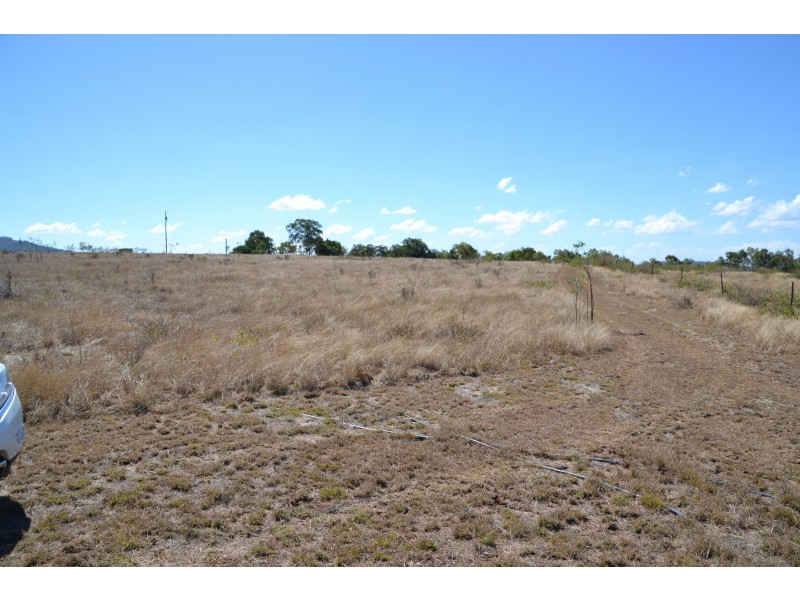 45 Smith Rd, Stanwell QLD 4702