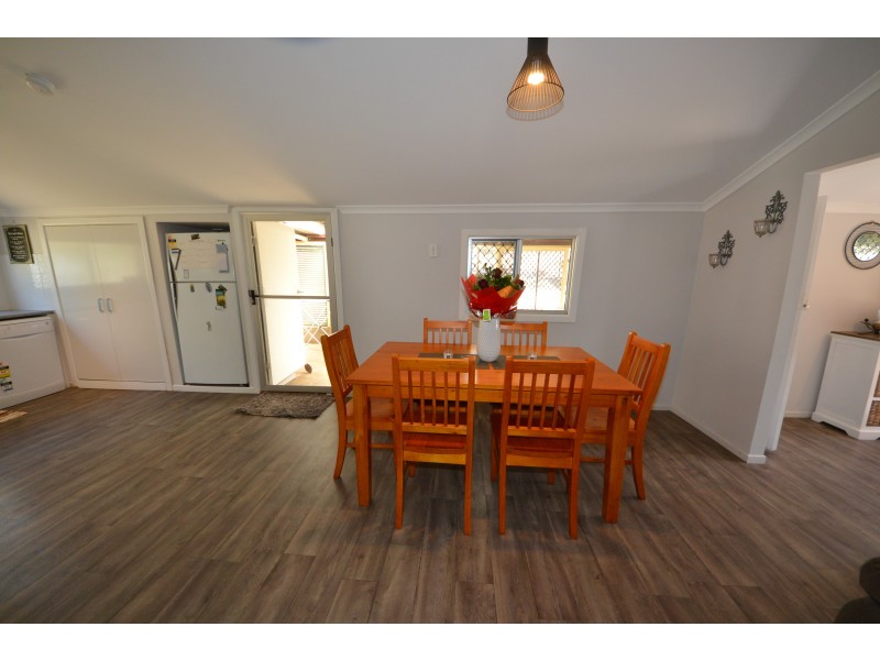 38 Coronation Dr, Mount Morgan QLD 4714