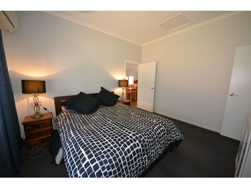 38 Coronation Dr, Mount Morgan QLD 4714