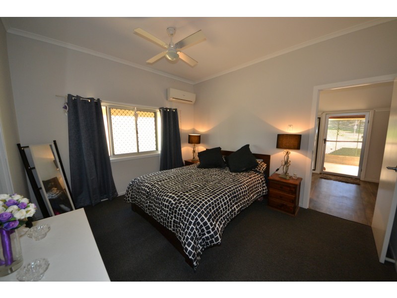 38 Coronation Dr, Mount Morgan QLD 4714