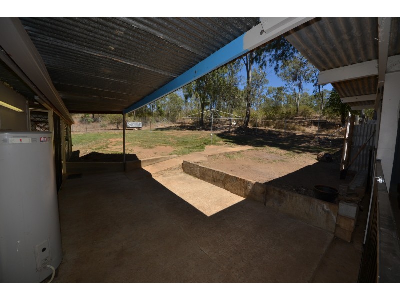 38 Coronation Dr, Mount Morgan QLD 4714
