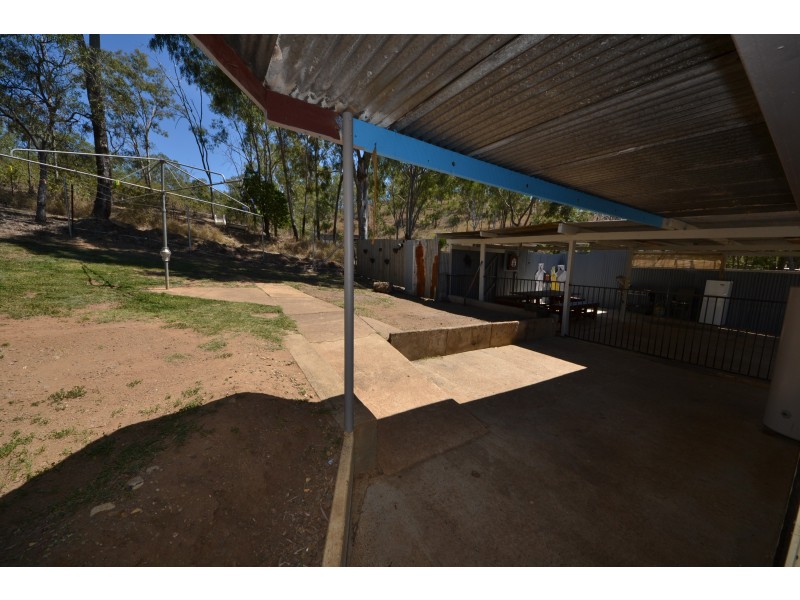 38 Coronation Dr, Mount Morgan QLD 4714