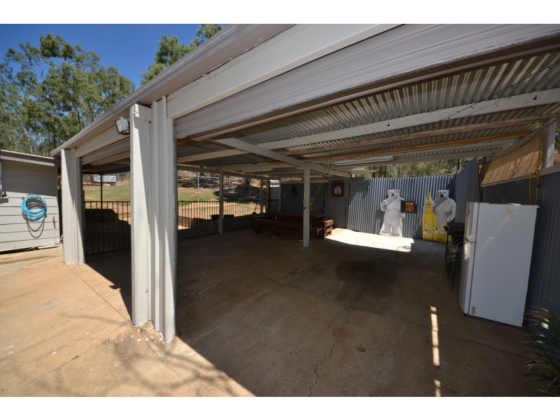 38 Coronation Dr, Mount Morgan QLD 4714