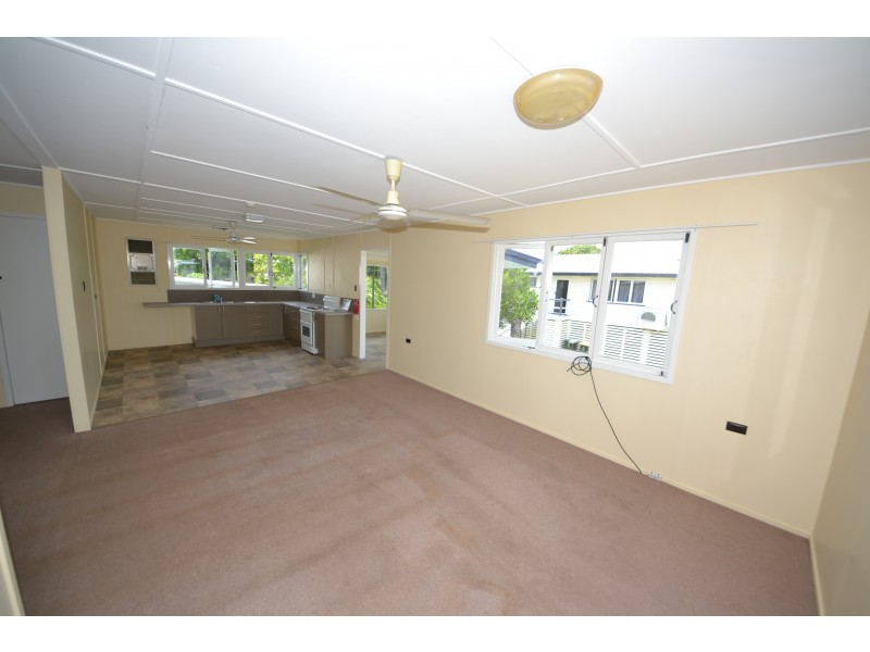 66 Alexandra Street, Park Avenue QLD 4701