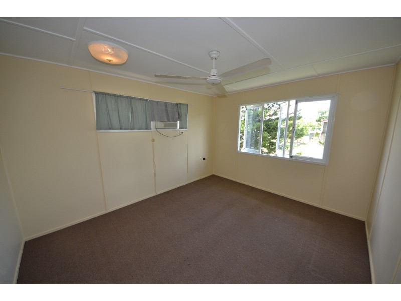 66 Alexandra Street, Park Avenue QLD 4701