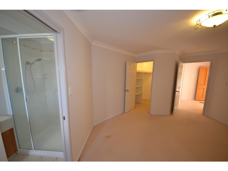 117 Donovan Cres, Gracemere QLD 4702