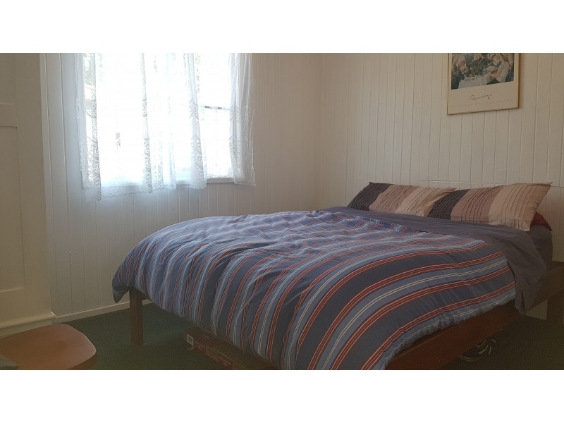 20 Glen Gordon St, Mount Morgan QLD 4714