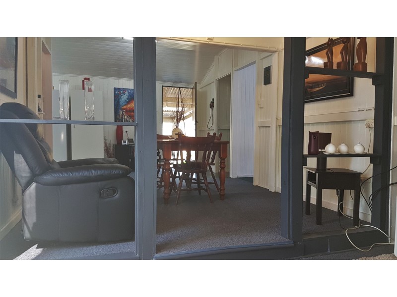 20 Glen Gordon St, Mount Morgan QLD 4714