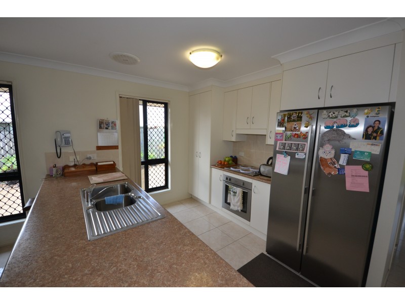 5 Bass Lane, Gracemere QLD 4702