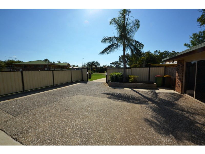 20 Hicks Close, Gracemere QLD 4702