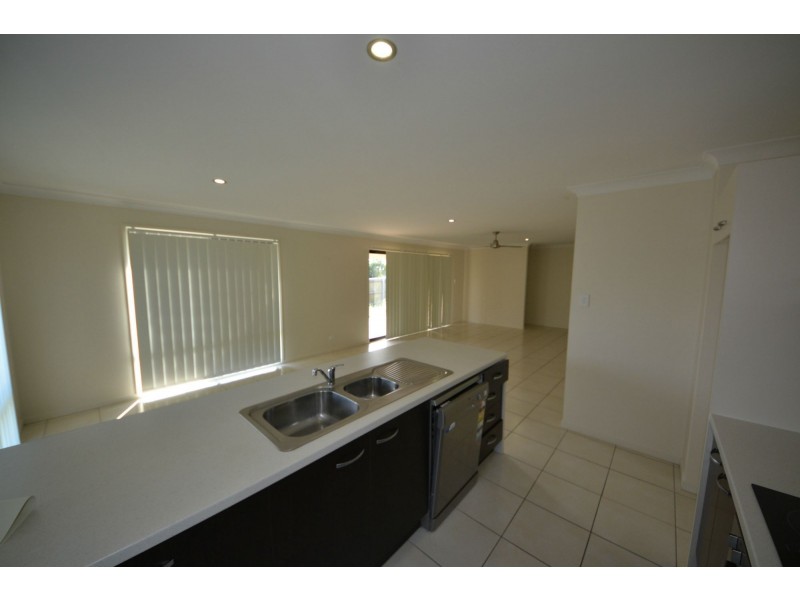 38 Govind Crescent, Gracemere QLD 4702