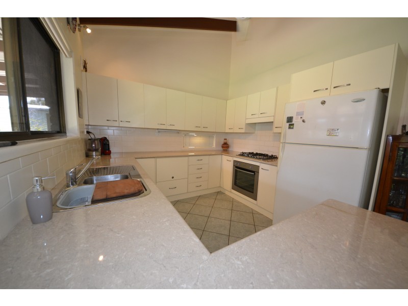 74 Richmont Dr, Bouldercombe QLD 4702