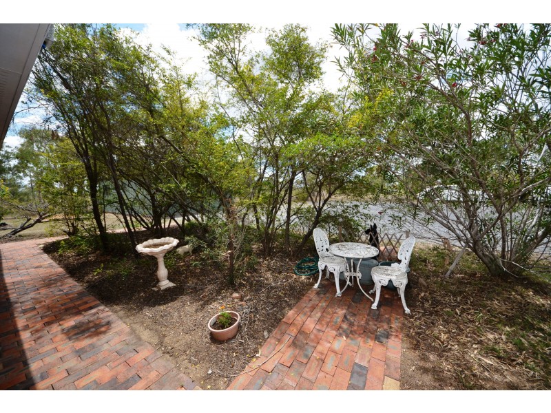 74 Richmont Dr, Bouldercombe QLD 4702