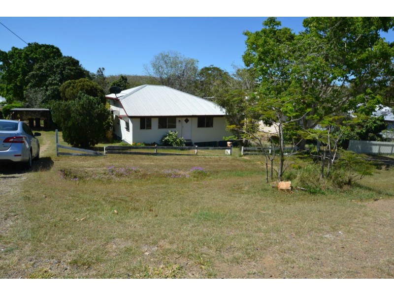 39 Darcy Street, Mount Morgan QLD 4714