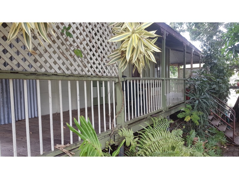 70 Darcy St, Mount Morgan QLD 4714