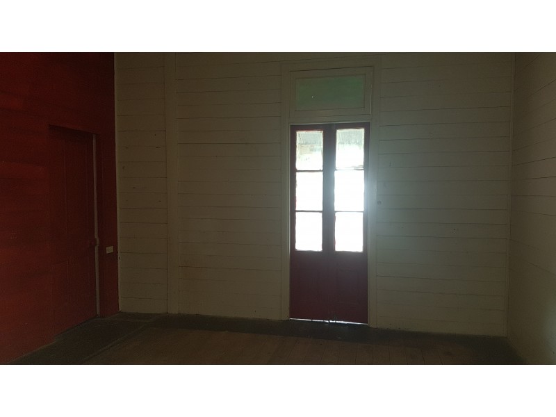 70 Darcy St, Mount Morgan QLD 4714