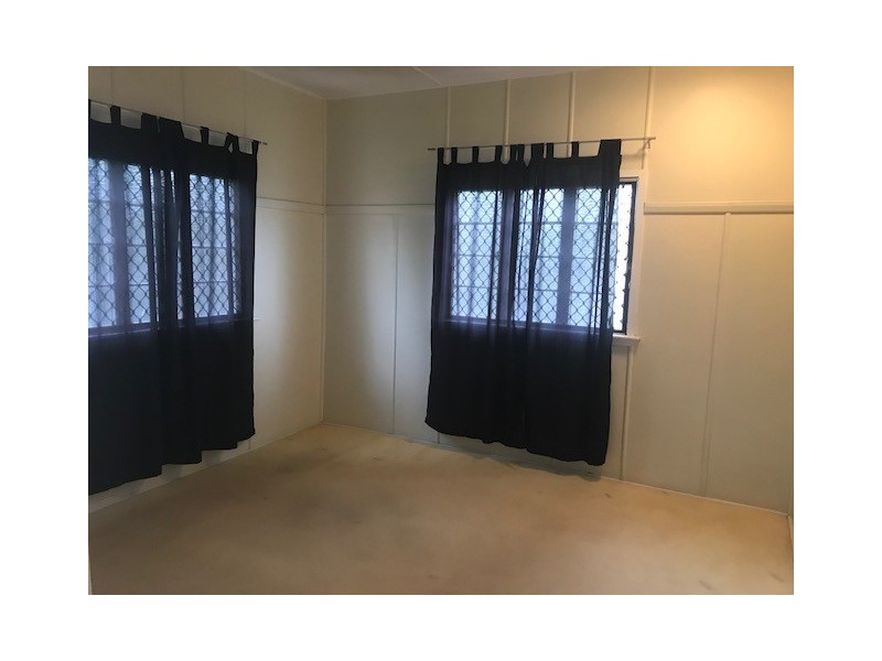 288 Dunbar St, Koongal QLD 4701