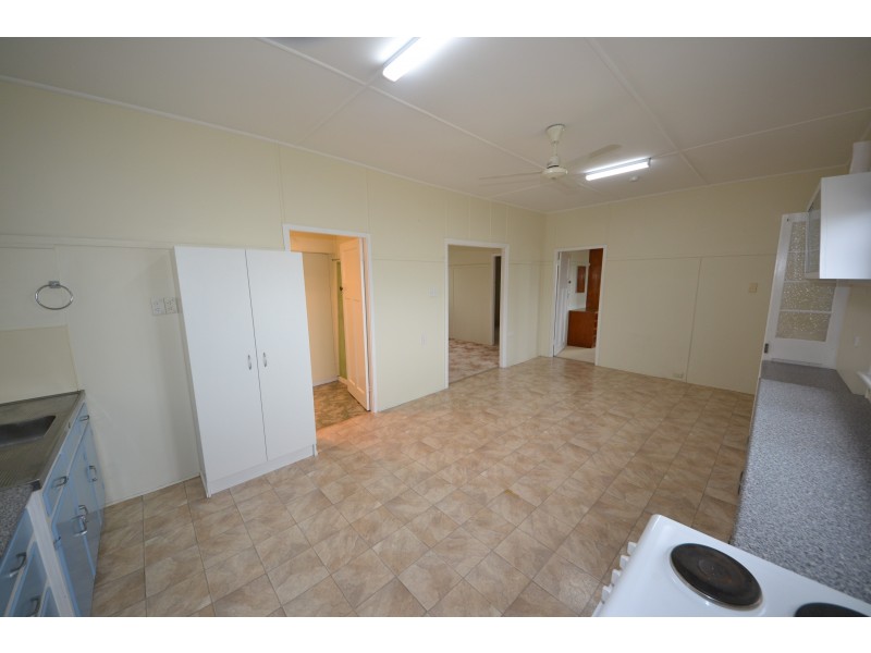 288 Dunbar St, Koongal QLD 4701