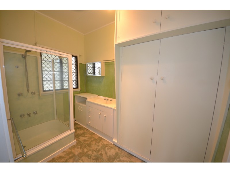 288 Dunbar St, Koongal QLD 4701