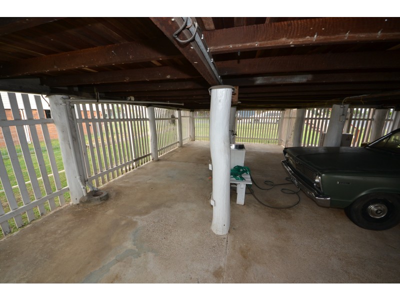 288 Dunbar St, Koongal QLD 4701