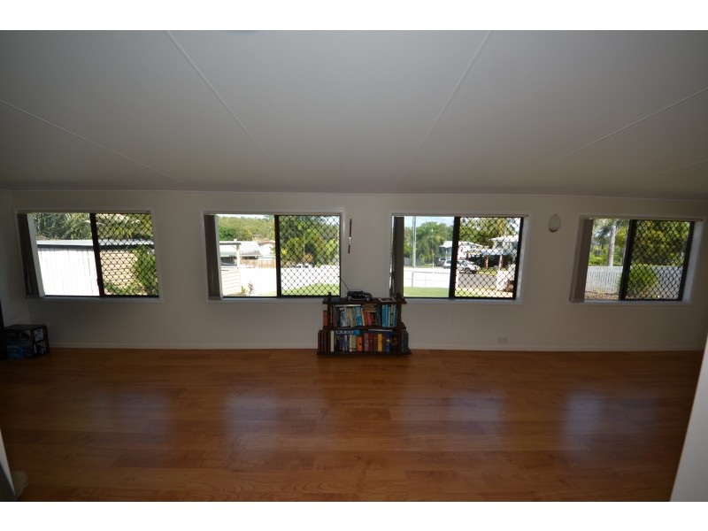 11 Perriman St, Gracemere QLD 4702