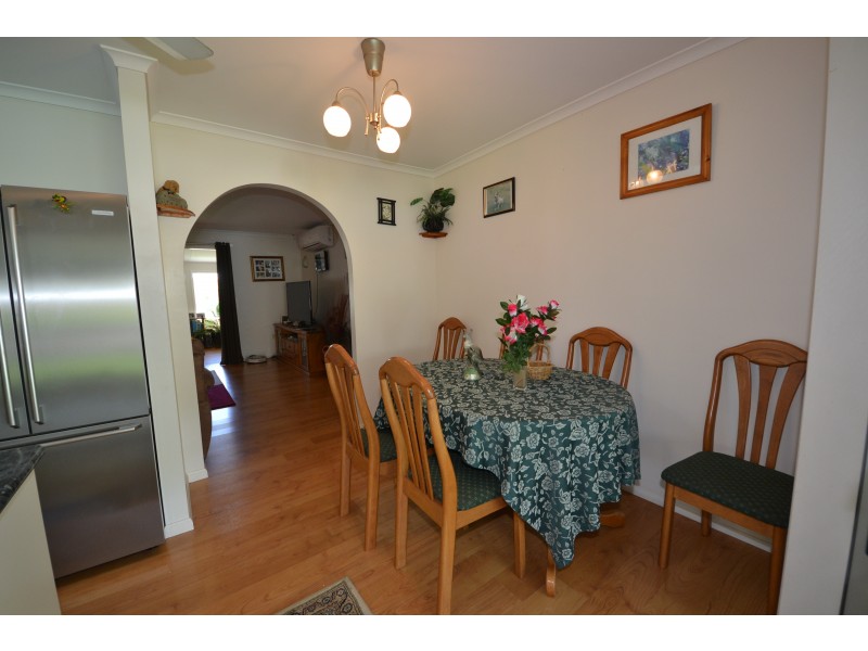 11 Perriman St, Gracemere QLD 4702