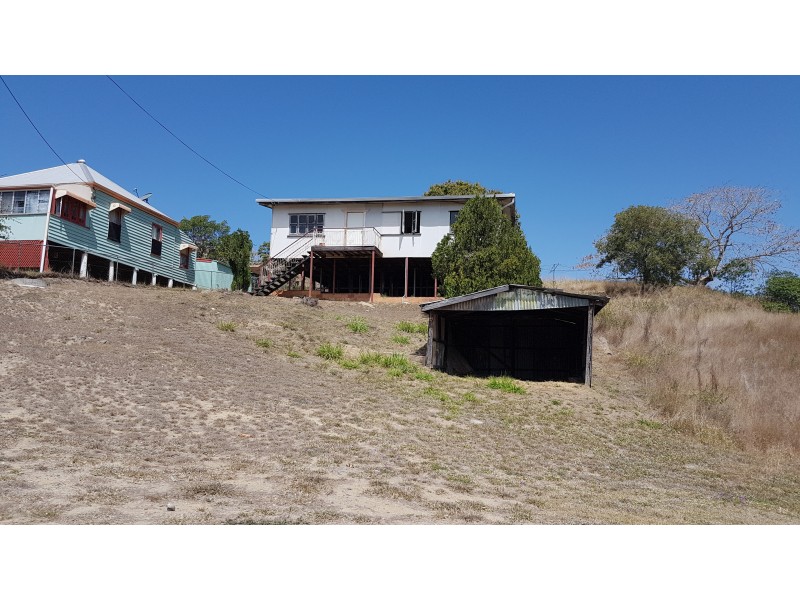 42 Darcy St, Mount Morgan QLD 4714
